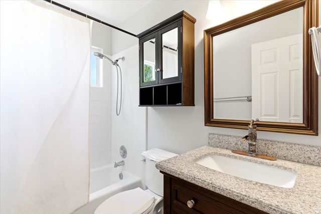 627 W FREMONT CIR, Centerville, UT 84014