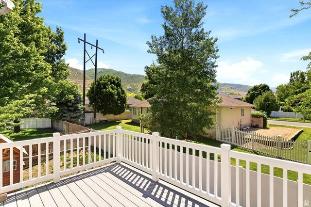 627 W FREMONT CIR, Centerville, UT 84014