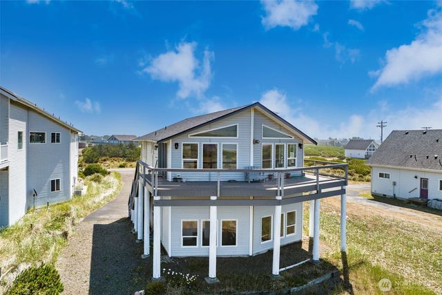 983 S Sand Dune, Ocean Shores, WA 98569