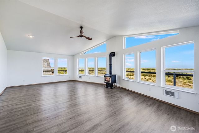 983 S Sand Dune, Ocean Shores, WA 98569