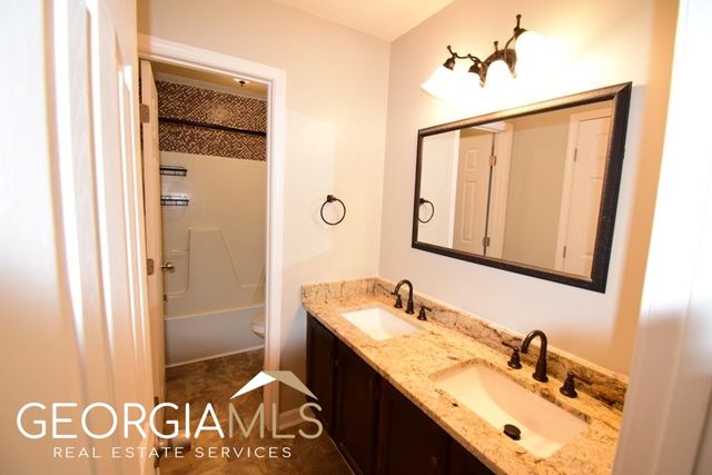 70 Covey Trail, Newnan, GA 30265