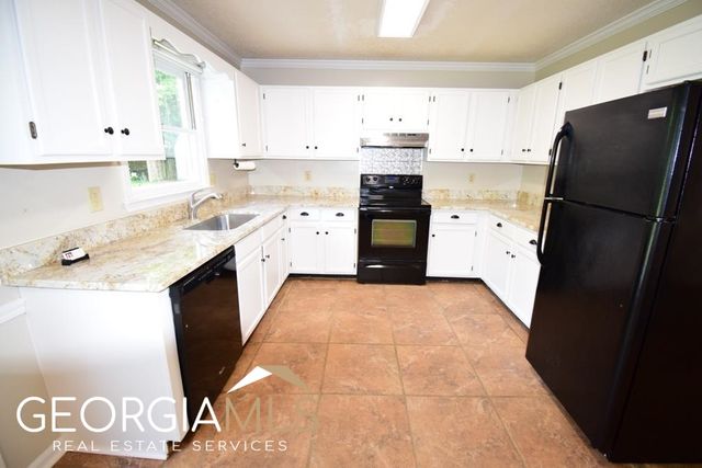 70 Covey Trail, Newnan, GA 30265