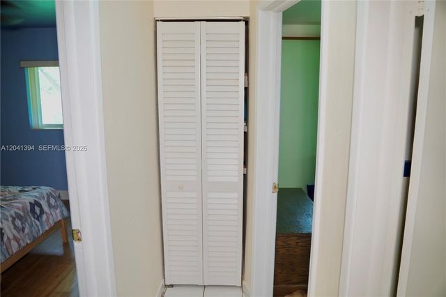 6701 Harding St, Hollywood, FL 33024