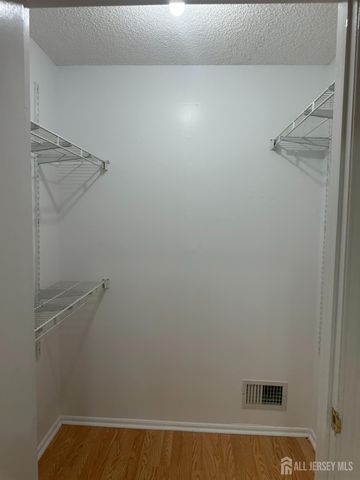 158 Darwin Lane, North Brunswick, NJ 08902