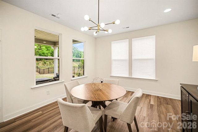 6043 Jepson Court, Charlotte, NC 28214