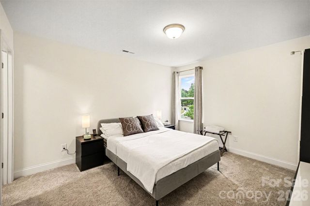 6043 Jepson Court, Charlotte, NC 28214