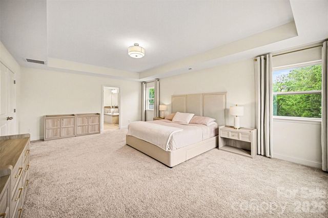 6043 Jepson Court, Charlotte, NC 28214