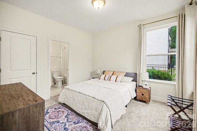 6043 Jepson Court, Charlotte, NC 28214