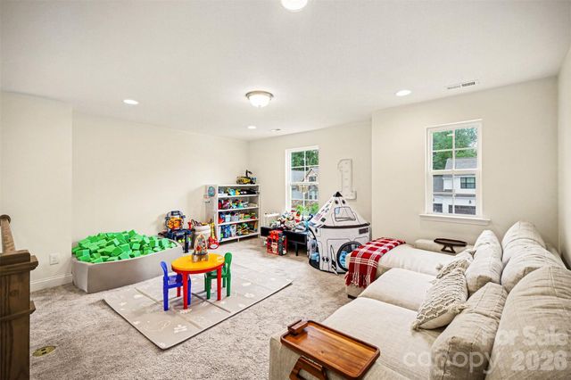 6043 Jepson Court, Charlotte, NC 28214