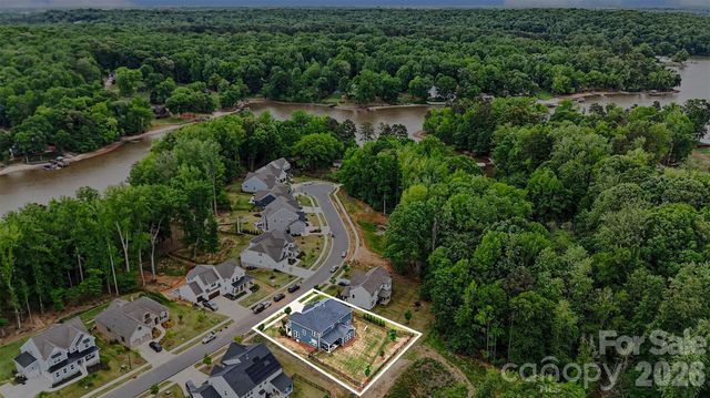 6043 Jepson Court, Charlotte, NC 28214