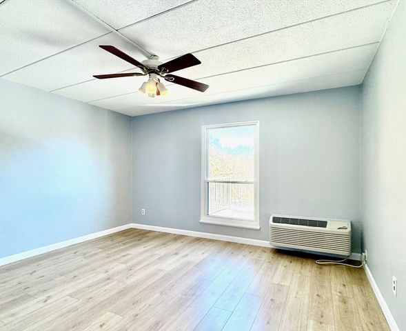 147 Turner Rd 114, Holliston, MA 01746