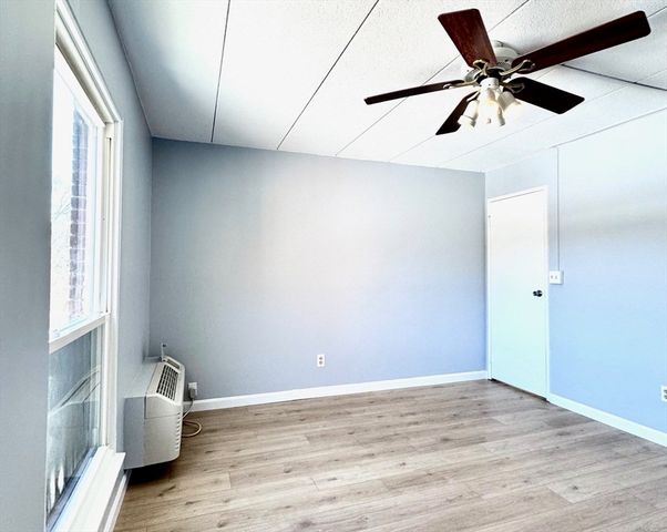 147 Turner Rd 114, Holliston, MA 01746