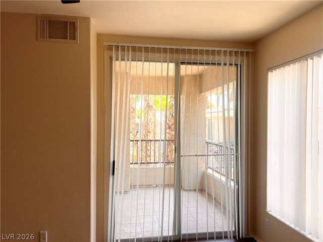 7135 South Durango Drive 307, Las Vegas, NV 89113