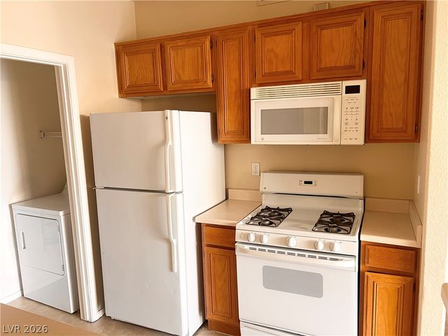 7135 South Durango Drive 307, Las Vegas, NV 89113