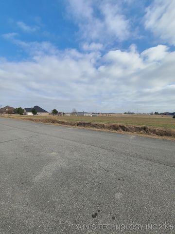 19355 Carriage Court, Glenpool, OK 74047