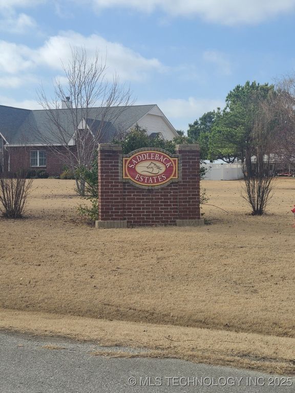 19355 Carriage Court, Glenpool, OK 74047