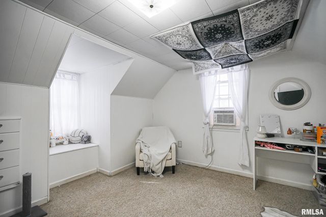 1503 STATE Street, Pekin, IL 61554