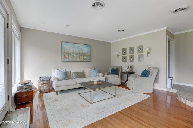 317 Silverbell Parkway, Lafayette, LA 70508