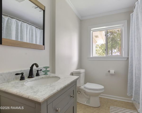 317 Silverbell Parkway, Lafayette, LA 70508