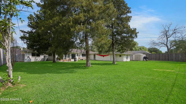 317 Silverbell Parkway, Lafayette, LA 70508