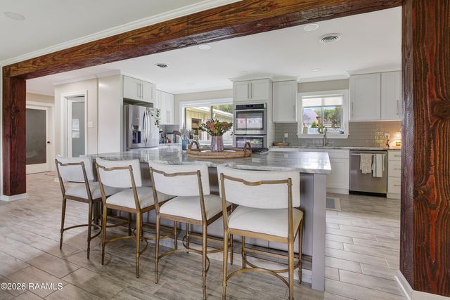 317 Silverbell Parkway, Lafayette, LA 70508