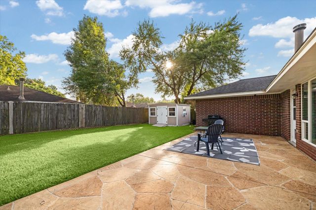 2430 Meandering Trail, Houston, TX 77339