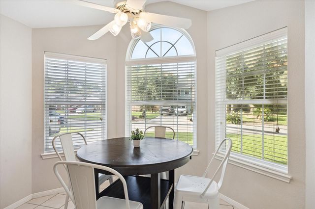 2430 Meandering Trail, Houston, TX 77339