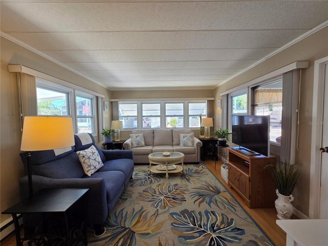 4333 72ND STREET N 80, St Petersburg, FL 33709