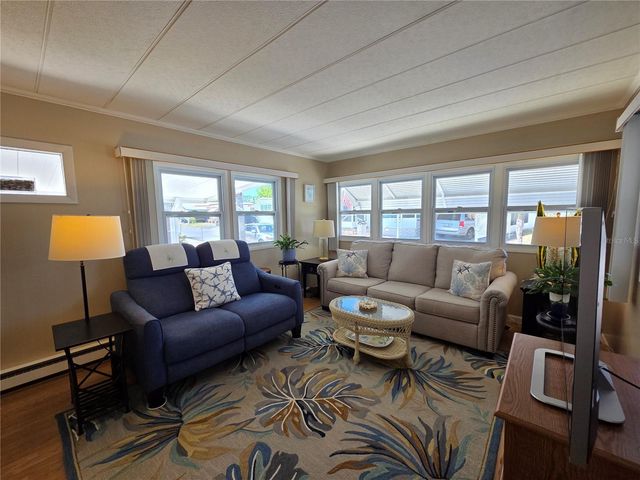 4333 72ND STREET N 80, St Petersburg, FL 33709