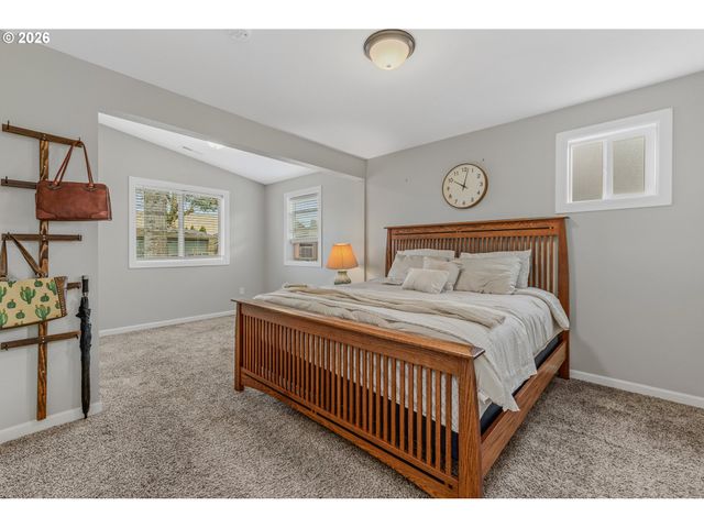 116 Ne JAMES St, Camas, WA 98607