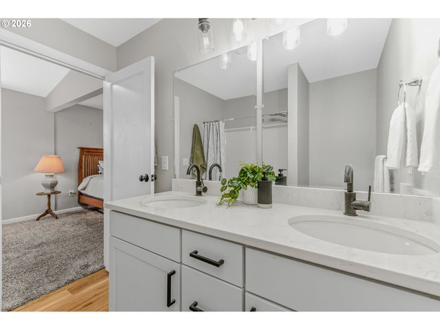116 Ne JAMES St, Camas, WA 98607