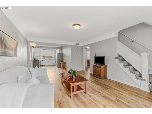 116 Ne JAMES St, Camas, WA 98607