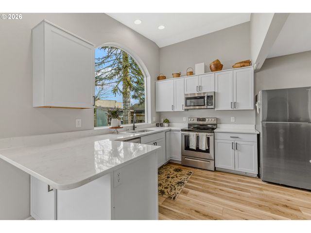 116 Ne JAMES St, Camas, WA 98607
