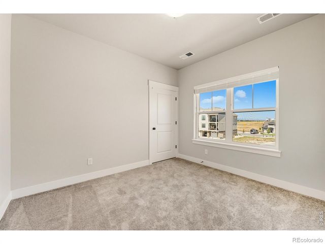 4260 Vulcan Creek Drive 307, Loveland, CO 80538