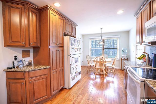 2 Lilac Road, Jefferson Township, NJ 07849