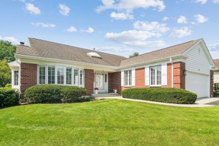 55 Brodick Lane, Inverness, IL 60067