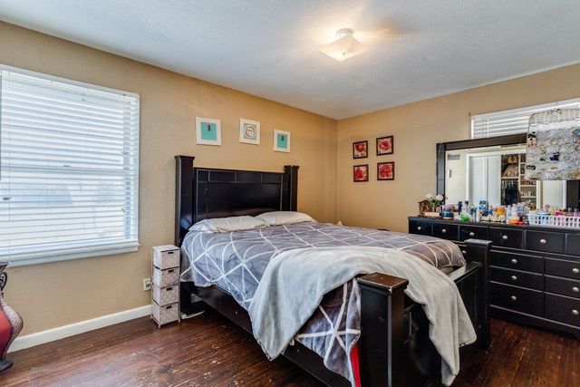 5514 E Kinkaid St, Wichita, KS 67218