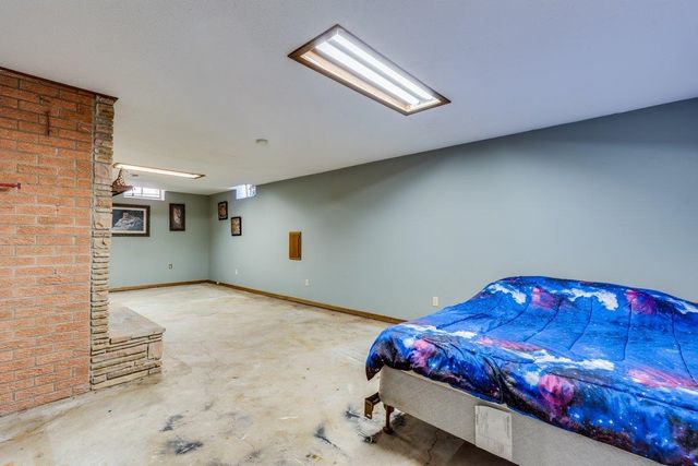 5514 E Kinkaid St, Wichita, KS 67218