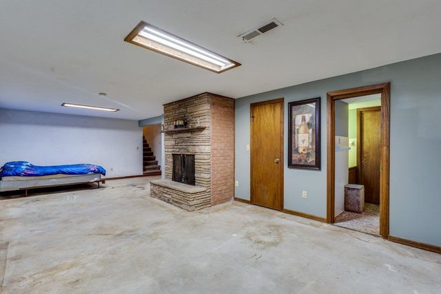 5514 E Kinkaid St, Wichita, KS 67218