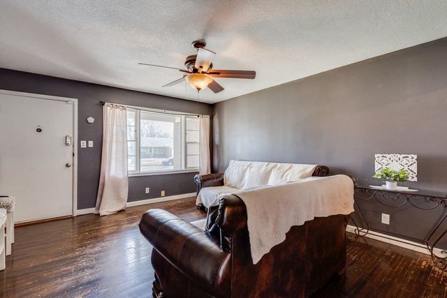 5514 E Kinkaid St, Wichita, KS 67218