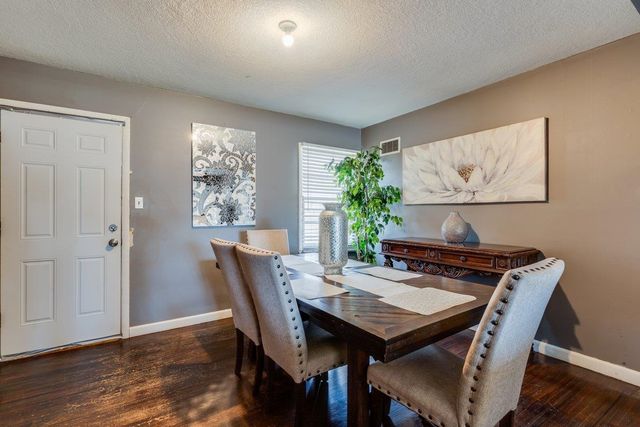 5514 E Kinkaid St, Wichita, KS 67218