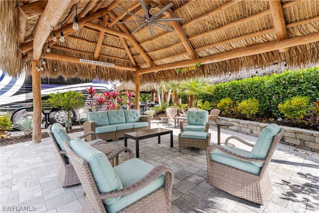 13550 Snapper LN, Naples, FL 34114