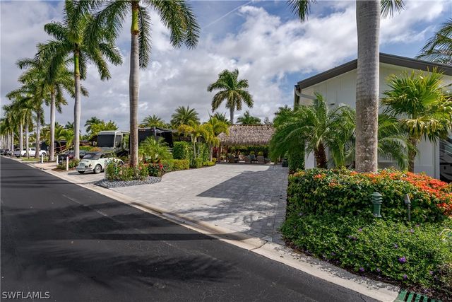 13550 Snapper LN, Naples, FL 34114