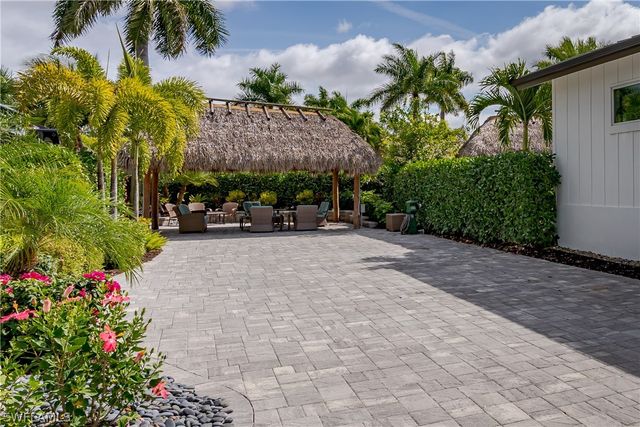 13550 Snapper LN, Naples, FL 34114