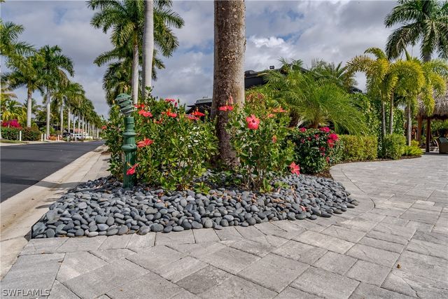 13550 Snapper LN, Naples, FL 34114