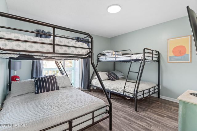 1013 N Carolina Beach Avenue N Unit 1d, Carolina Beach, NC 28428