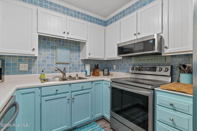 1013 N Carolina Beach Avenue N Unit 1d, Carolina Beach, NC 28428