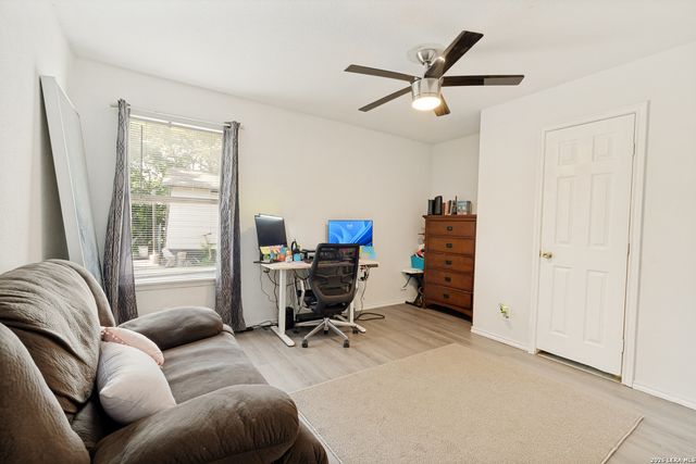 223 Whitman Ave, San Antonio, TX 78211