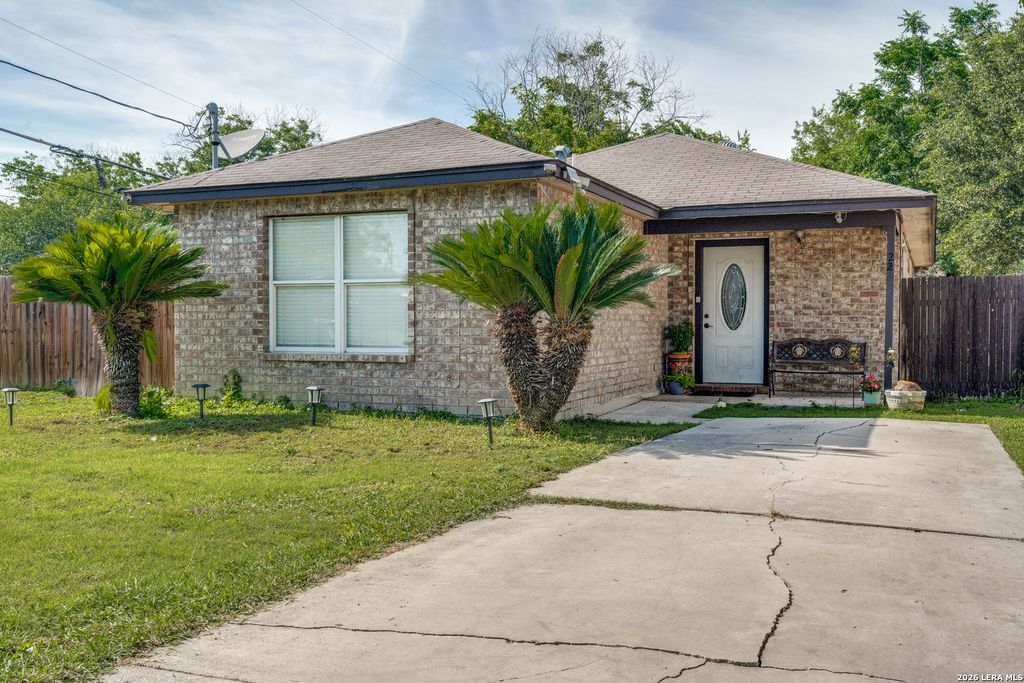 223 Whitman Ave, San Antonio, TX 78211