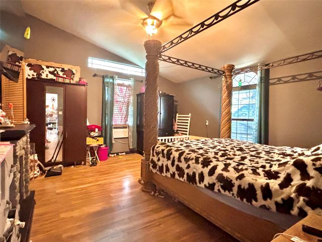 400 S Elliott ST, Thorndale, TX 76577